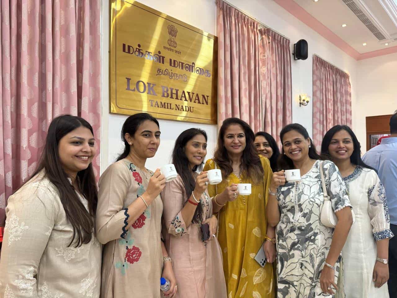 Magnum Carnival flag-off at Lok Bhavan