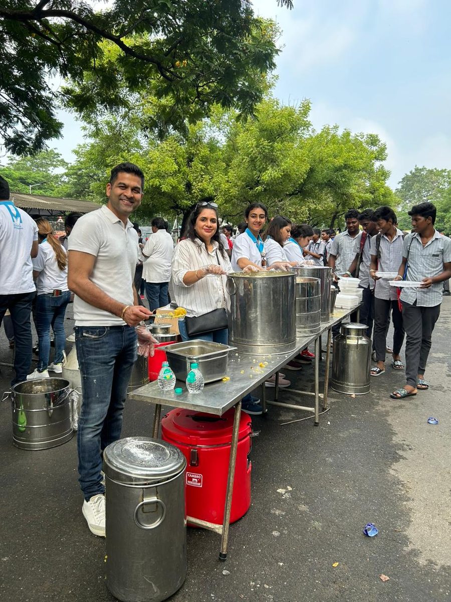 Rotarians serving food